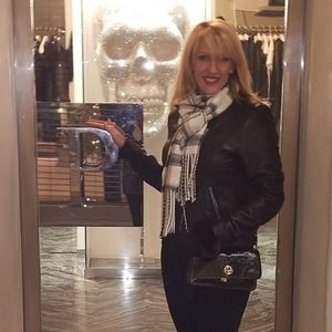 Meet your Posher, Piper